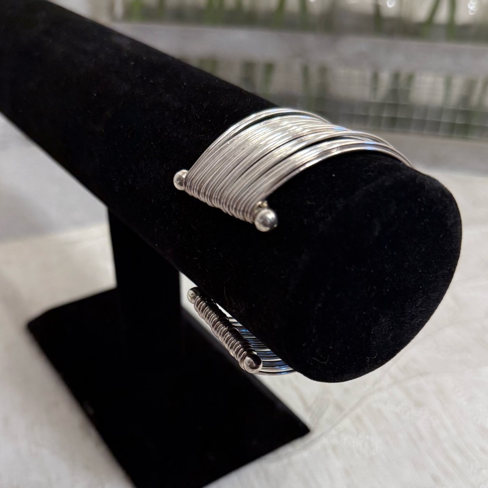 Multi Layered Cuff Bracelet Silver Tone Liquid Silver Style. Bohemian‎